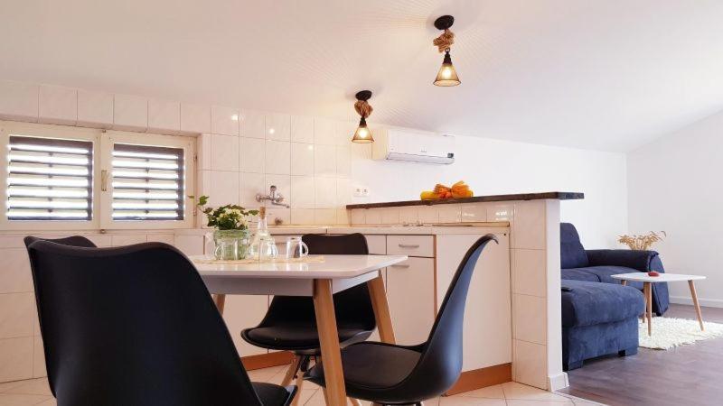 Apartment Mirjana Vodice Dış mekan fotoğraf